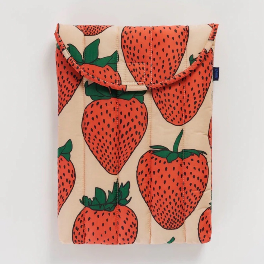 BAGGU Strawberry Puffy Laptop Case - 13''-14''